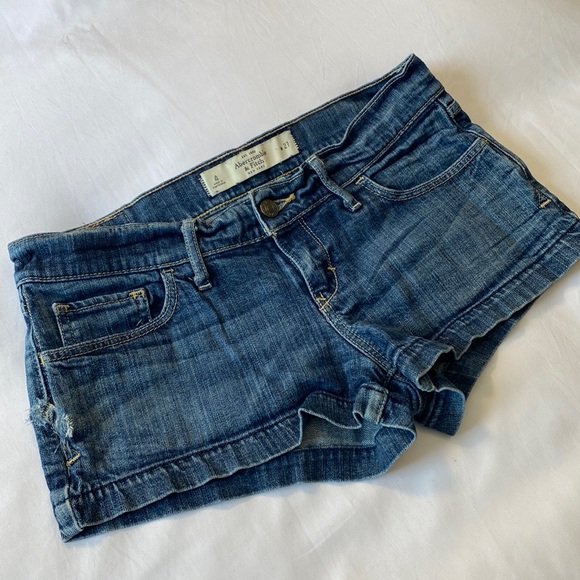 Abercrombie & Fitch 5-Pocket Jean Shorts - Picture 14 of 16